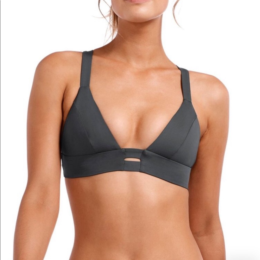 Black neutra bralette top